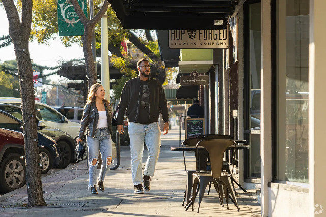 Downtown Hanford Couple